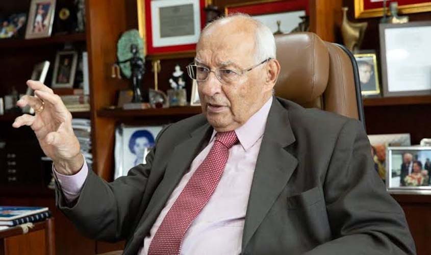 POR QUE NÃO TE CALAS?