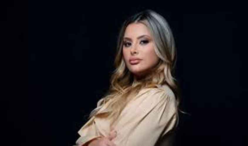 Repórter da Record é empurrada ao vivo: Pode-se aplicar a Lei Maria da Penha?