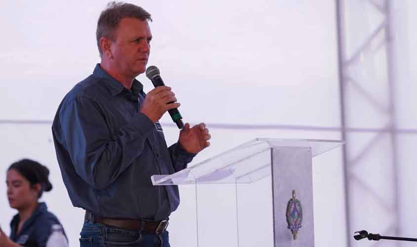 Cerejeiras: Luizinho Goebel solicita reforma da cobertura da sala de informática e biblioteca da Escola Jerônimo Garcia de Santana