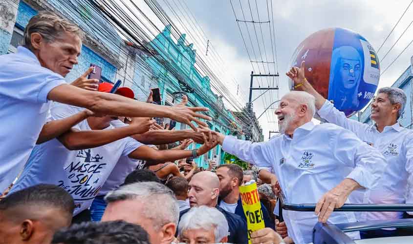 Com a ausência do bolsonarismo das ruas, quem pode almejar 50% do Parlamento é Lula