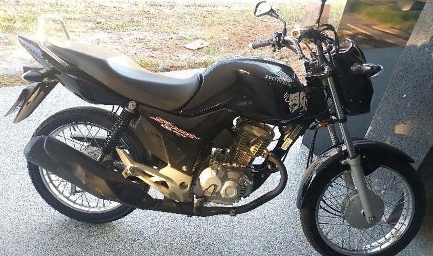 Polícia Militar intercepta moto adulterada após fuga