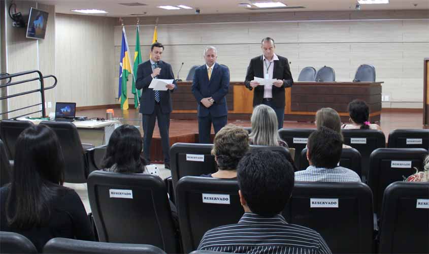 Novos servidores são empossados para integrar a força de trabalho no TJRO