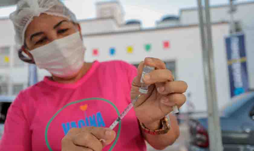 Pessoas a partir de 24 anos já podem se vacinar em Porto Velho