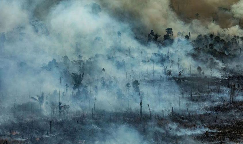 Terra sem documento é sinônimo de fogo sem dono, diz deputado Lucio Mosquini