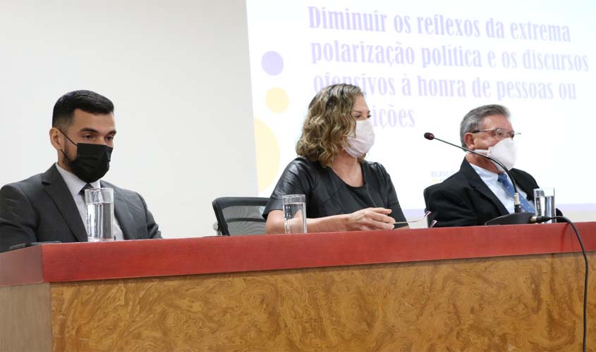 OAB-RO defende a importância de eleições limpas e transparentes em evento do TRE