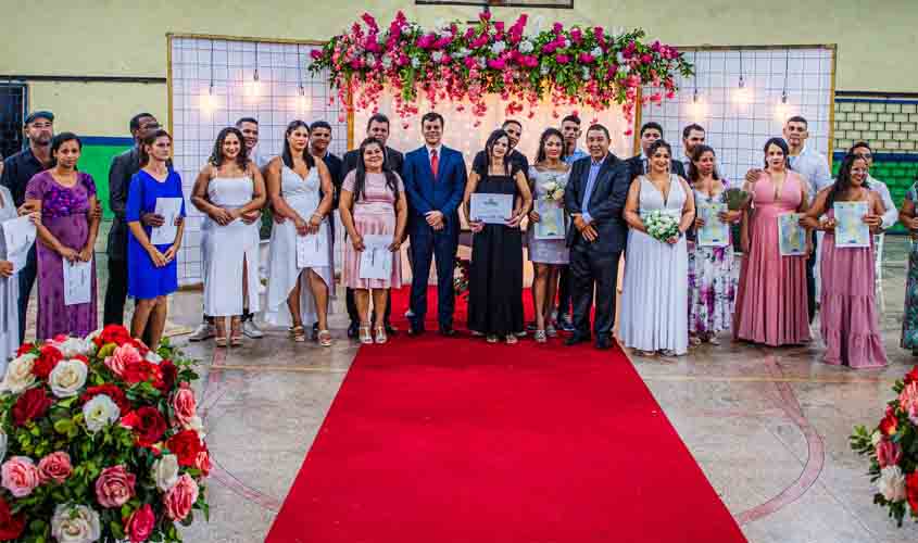 Poder Judiciário realiza Casamento Comunitário em Candeias do Jamari