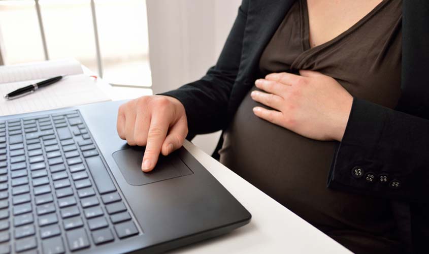 Assistente que ficou grávida durante contrato de aprendizagem tem estabilidade reconhecida