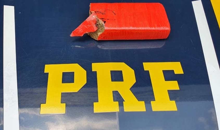 Em Vilhena/RO, PRF apreende 480 g de maconha