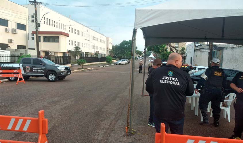 PM diz que não efetuou prisões, mas registra duas bocas de urna e violação do sigilo do voto