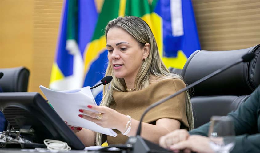 Cláudia de Jesus cobra ação contra praga da mandioca em RO