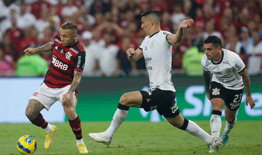 Flamengo e Corinthians se reencontram após final da Copa do Brasil