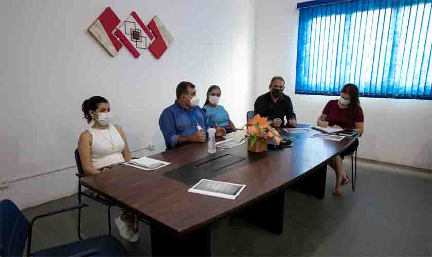 Comitê traça estratégias para evitar terceira onda de Covid