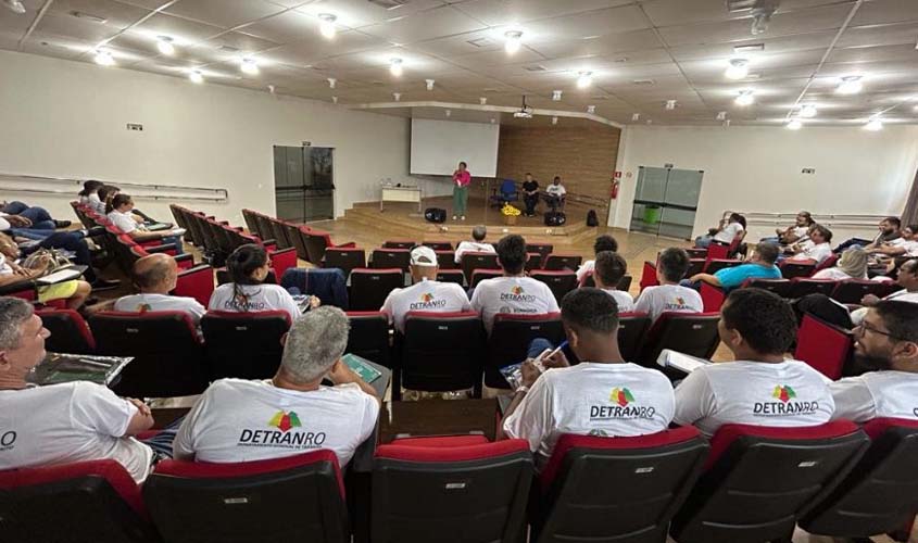 Examinadores de trânsito do Detran Rondônia passam por capacitação