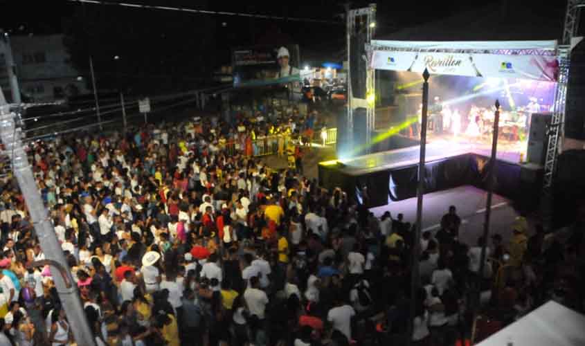 Réveillon promovido pela Prefeitura é sucesso de público