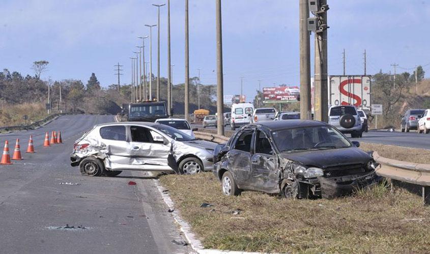 AGU recorrerá da decisão do STF sobre Dpvat, diz Bolsonaro