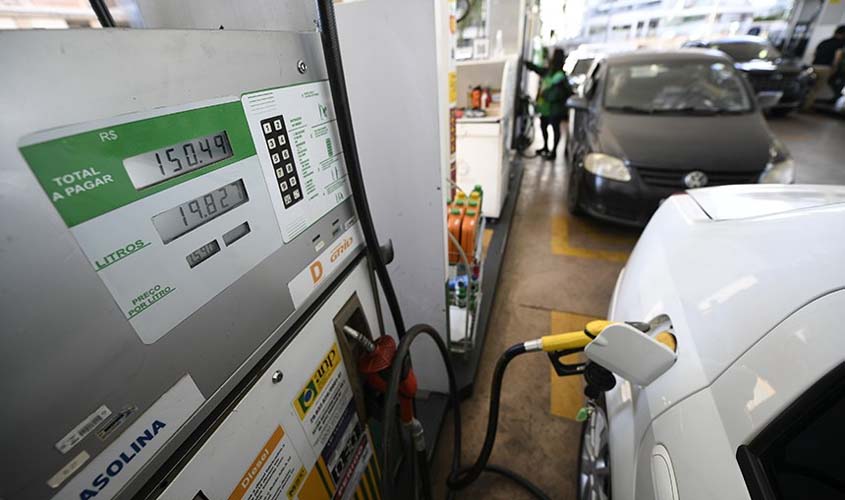 Medida Provisória prorroga isenção de impostos sobre combustíveis
