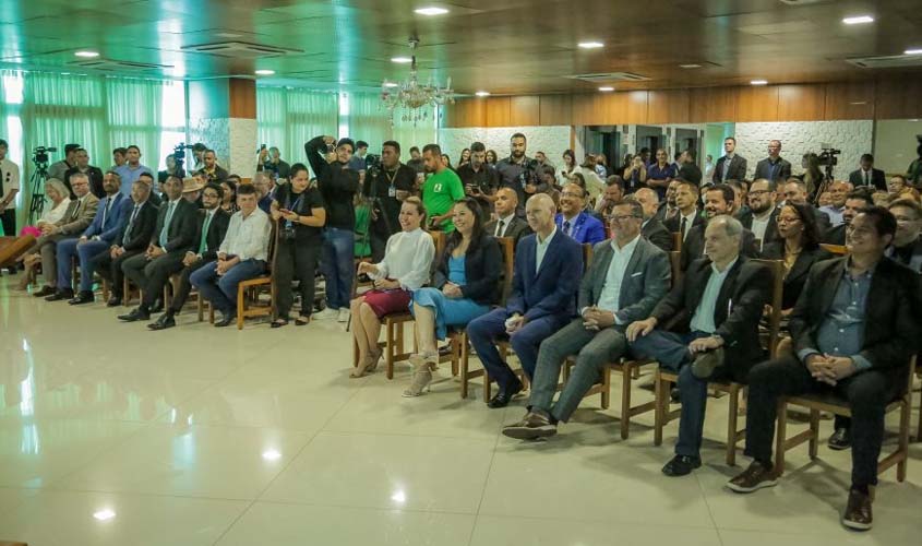 Governo de Rondônia dá posse a superintendentes, diretores e presidentes de instituições estaduais