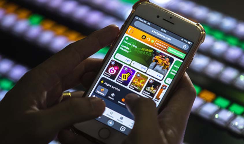 Nova lei sancionada regulamenta apostas esportivas; entenda o que muda