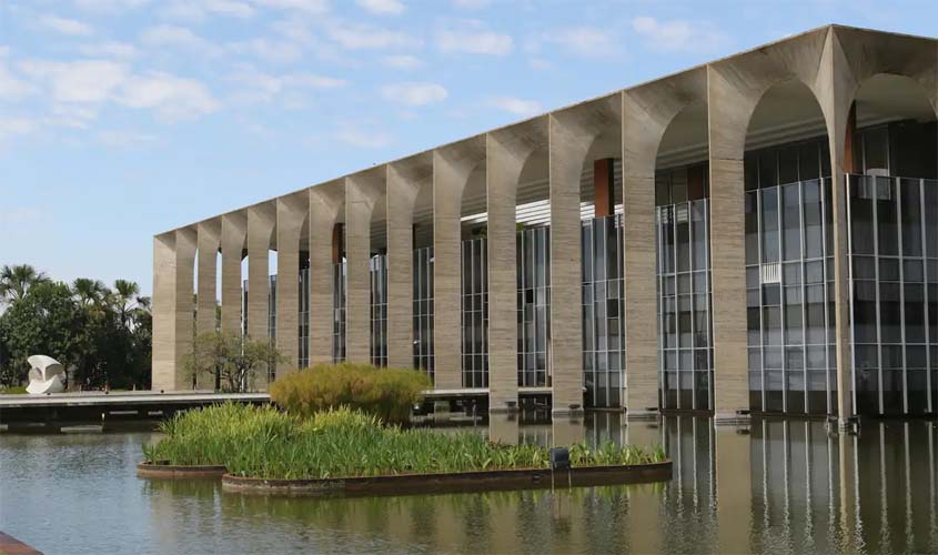 Itamaraty faz reunião de emergência sobre invasão da Venezuela