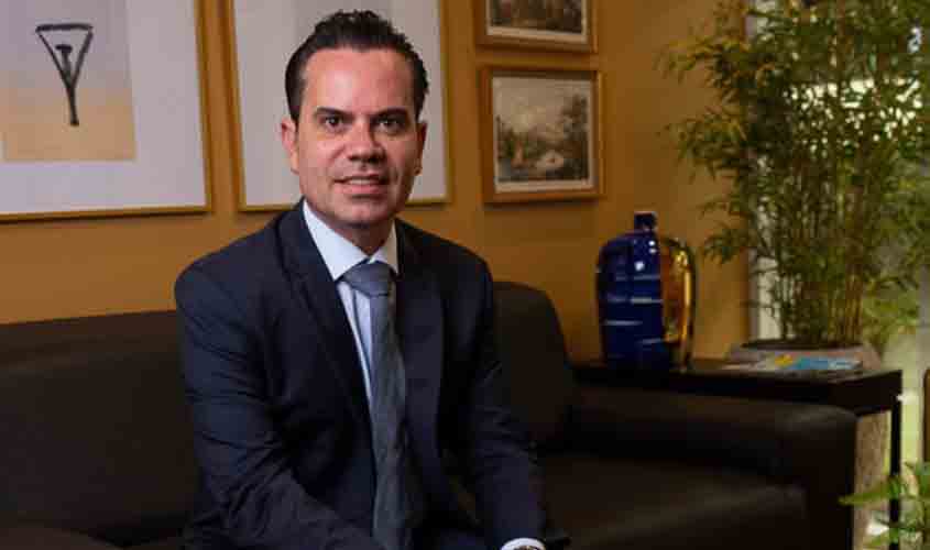 Advogado rondoniense é presidente do Senado