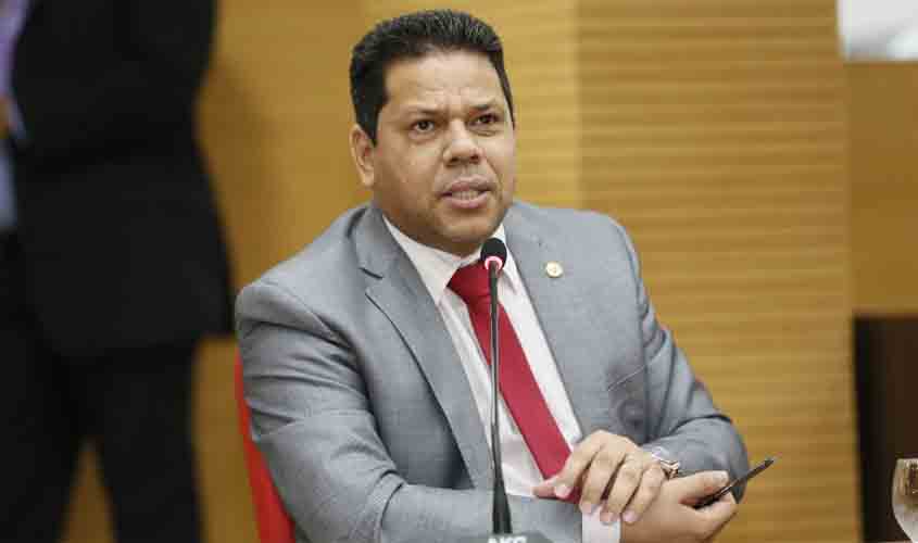 Deputado Jair Montes destina mais de 1,7 mi para a educação no município