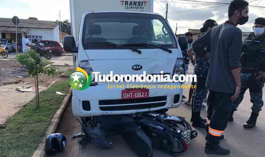 Menor fica gravemente ferido após acidente; comparsa deixou arma e fugiu 