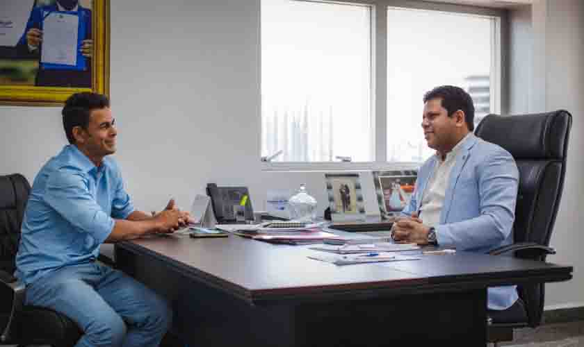 Deputado Jair Montes recebe pedido para interceder pelos moradores da Ponta do Abunã 