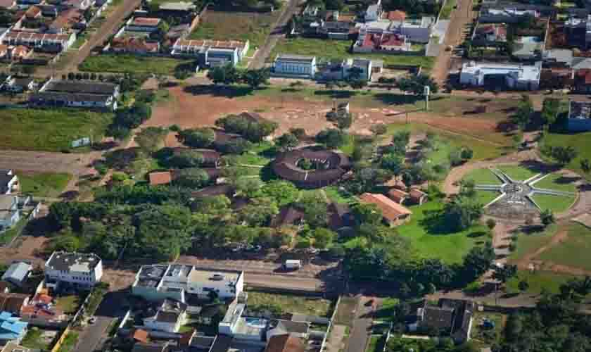 Processo seletivo da Saúde de Vilhena abre 42 vagas para Enfermeiros, Técnicos em Enfermagem e Fisioterapeutas