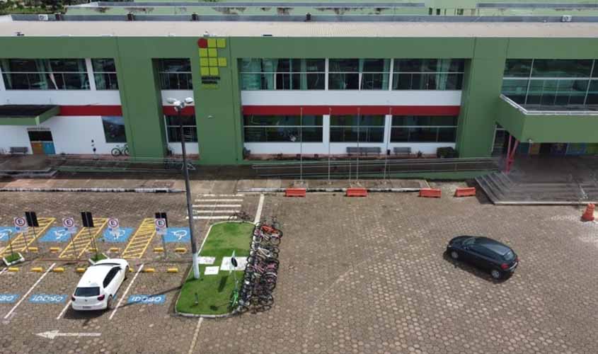 Seis diferentes áreas com vagas para professores substitutos no Campus Porto Velho Calama