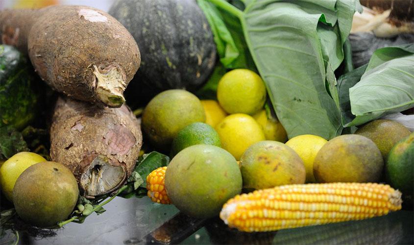 Metade de calorias consumidas por brasileiros vem de alimentos frescos