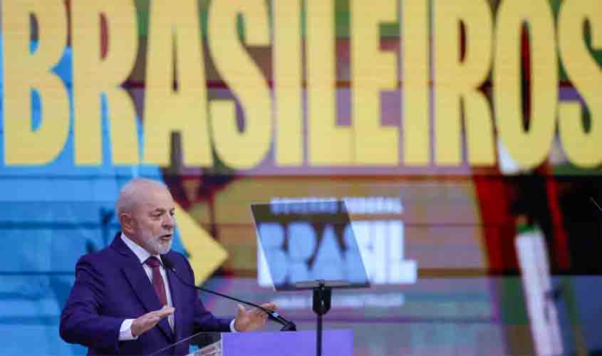 Governo antecipa 13º de aposentados do INSS para abril e maio