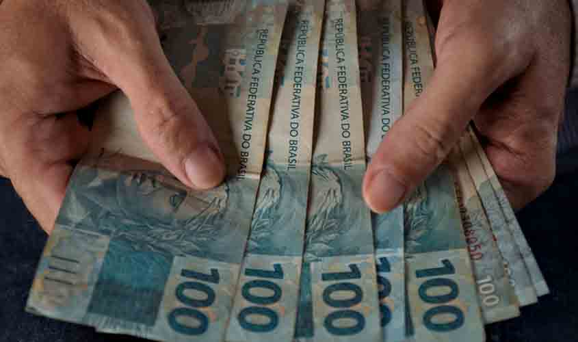 Sem prova de desvio, banco não consegue reverter reintegração de empregado dispensado por justa causa