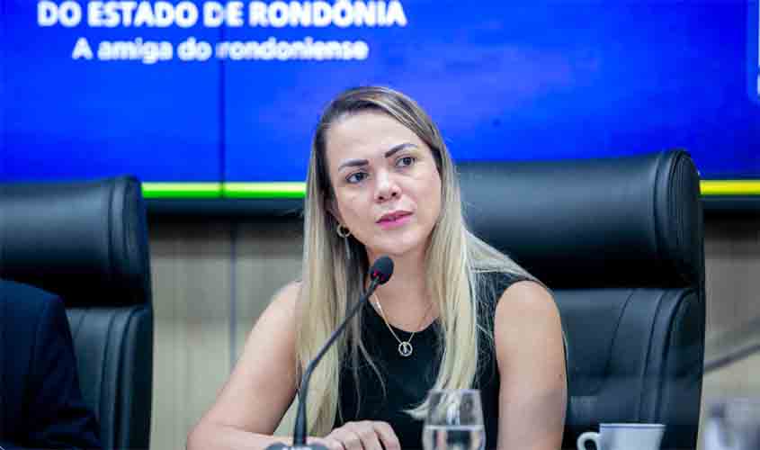 Deputada Cláudia de Jesus alerta para colapso logístico no Porto e cobra ação na Comissão de Agropecuária