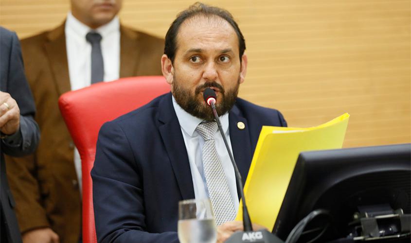 Presidente Laerte Gomes indica recuperação da RO-494 em Primavera de Rondônia 