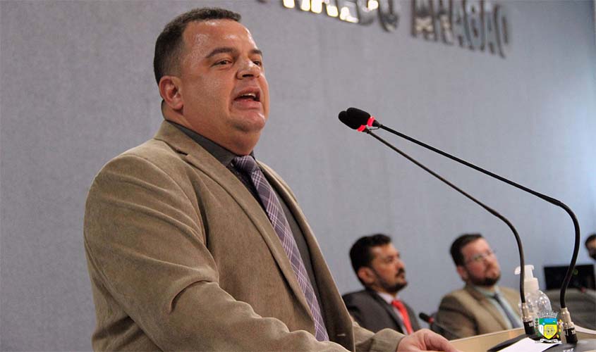 Vereador Paulo Henrique contesta dados apresentados pelo prefeito Fúria sobre o MAC