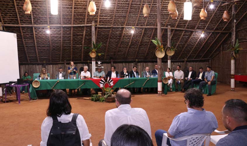 Cartazes sobre audiências de custódia são lançados em três línguas indígenas no AM