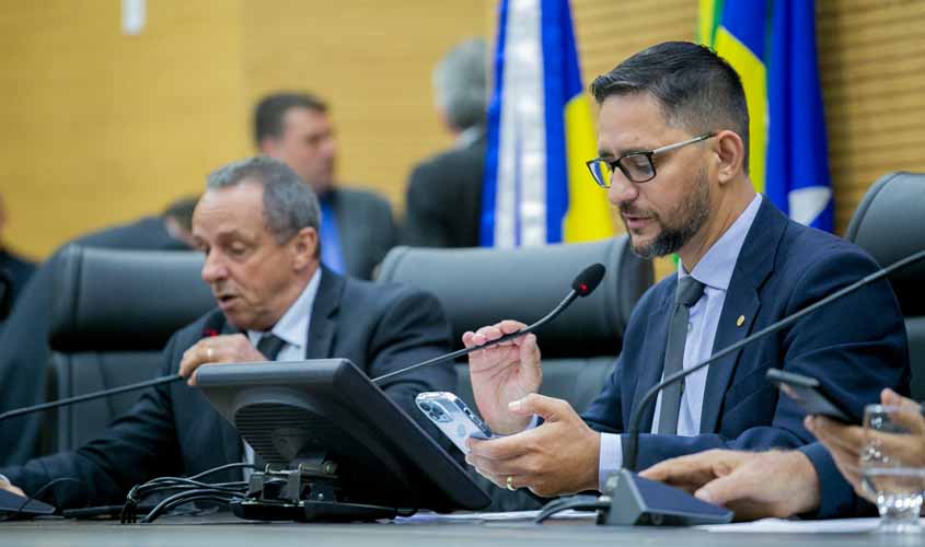 Deputado cobra solução para falta de iluminação do Ginásio Cláudio Coutinho em Porto Velho