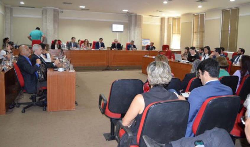 OAB/RO concede jubilamento a dois advogados 