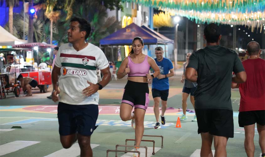 Mega Treino de Corrida movimenta a Rua do Hexa