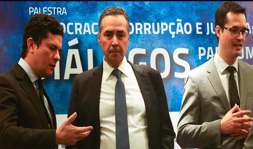 Reinaldo: Barroso troca toga por capa de mascarado e sai em defesa de Menino Prodígio