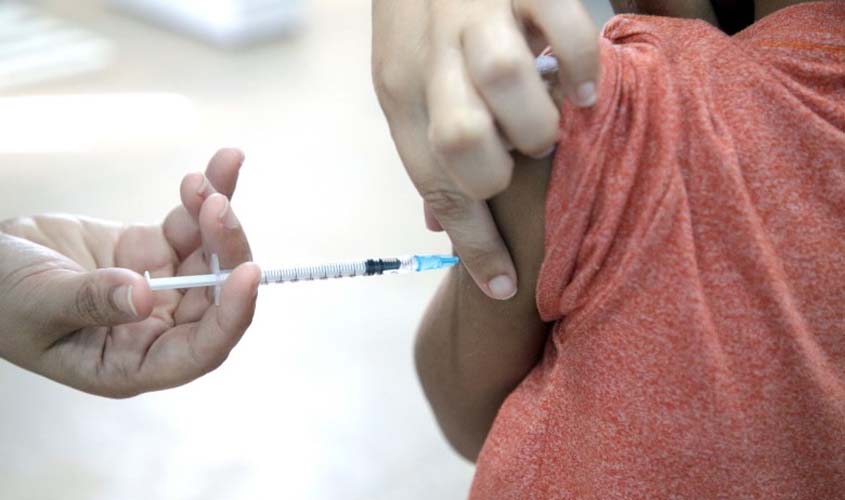 Porto Velho segue com baixa adesão infantil à vacinação contra a covid-19