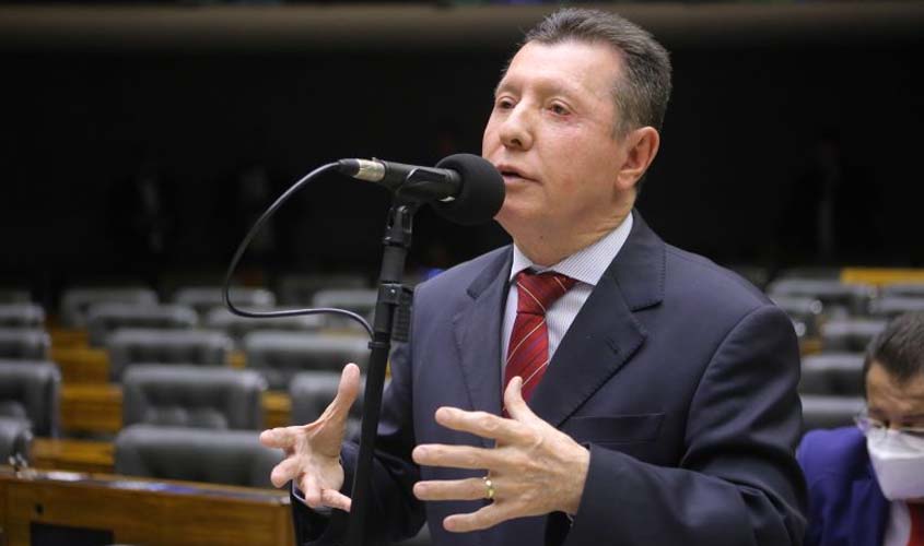 Projeto permite pagamento de fiança por Pix  