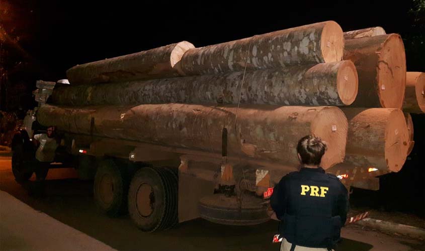 Em Ji-Paraná, PRF apreende 19,25 m³ de madeira ilegal