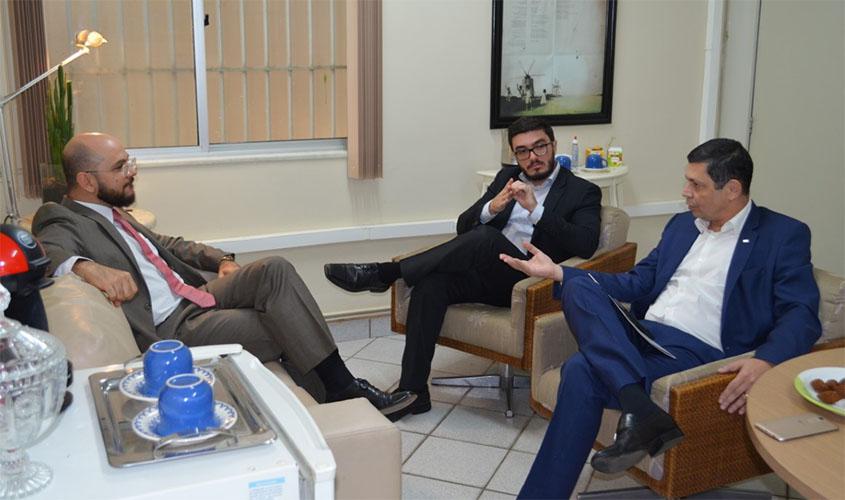 OAB/RO realiza reunião na Vara de Execuções Penais para assegurar prerrogativas à advocacia