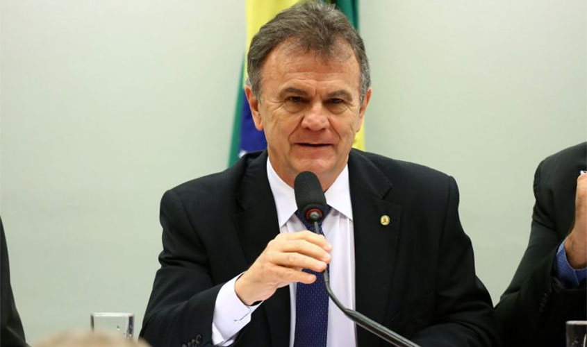 Comissão aprova regras para desativação de motorista e de usuário de aplicativo