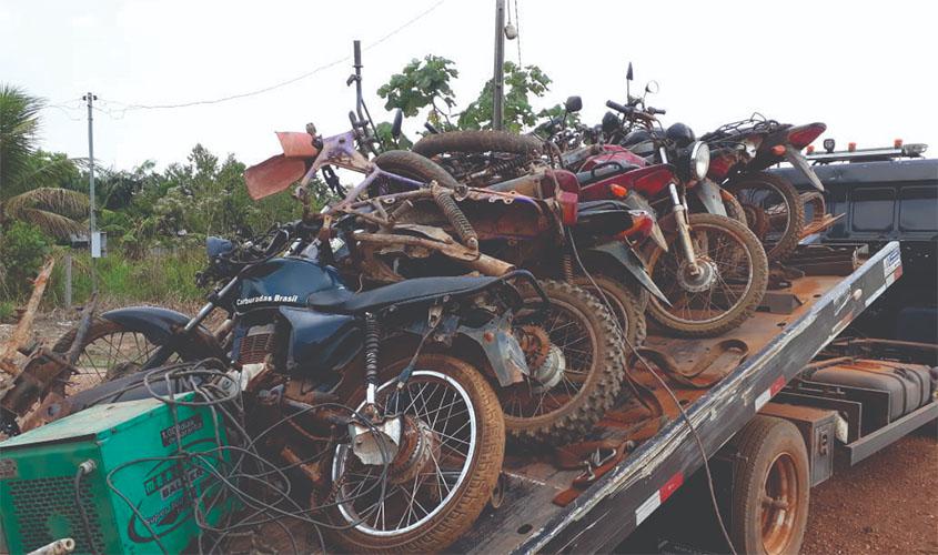 Polícia Civil realiza operação no Joana Darc e apreende motos roubadas