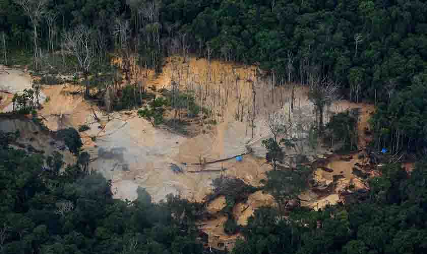 Garimpo na Amazônia revolta índios, assusta estudiosos e mobiliza senadores