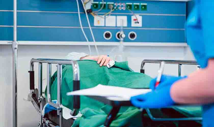 Sancionada lei que regulamenta visitas virtuais a pacientes internados 