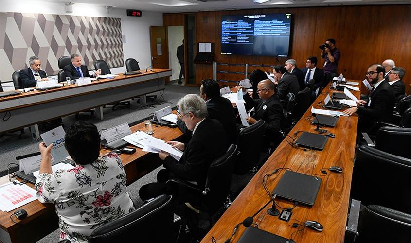 Conselho de Comunicação analisa projeto que pune fake news