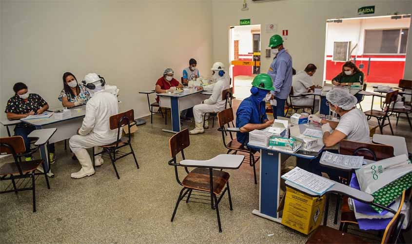 Semusa promove ação com 400 colaboradores de frigorífico